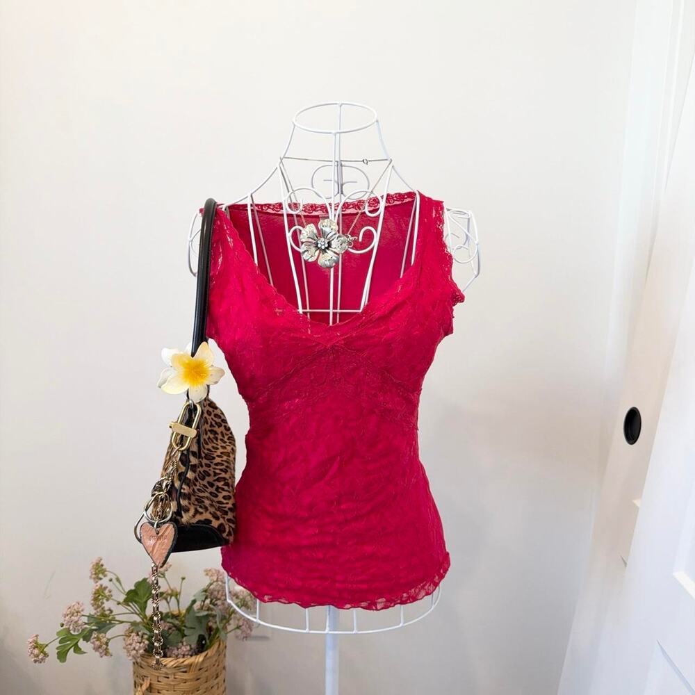 Cute vintage y2k red lace babydoll tank